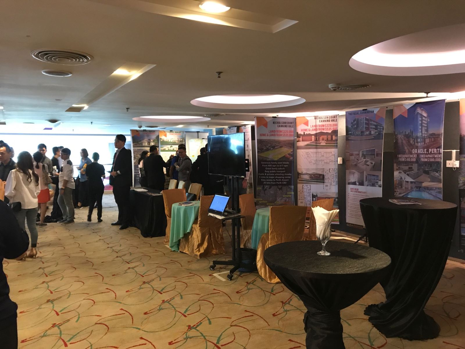 Exhibition display setup